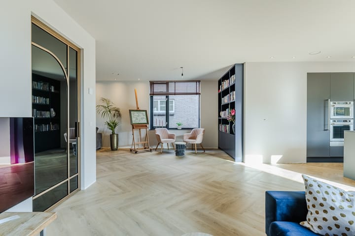 Photo 12 of Hoofdstraat 80