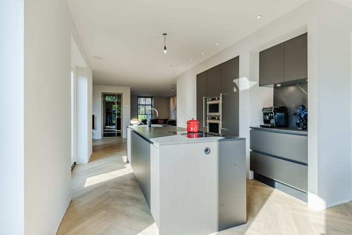 Photo 17 of Hoofdstraat 80