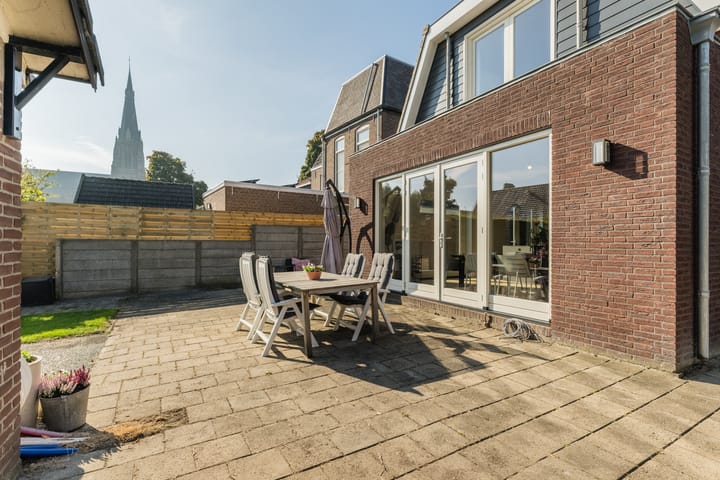 Photo 32 of Hoofdstraat 80