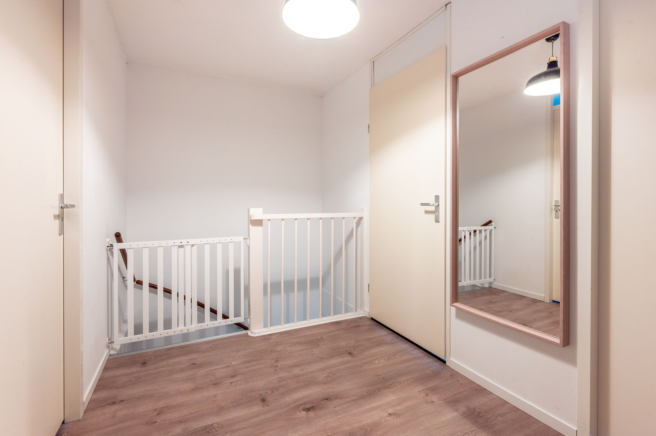 Foto 18 van Roland Holstlaan 7