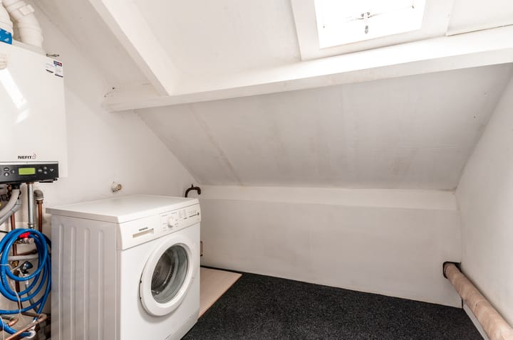 Foto 31 van Roland Holstlaan 7