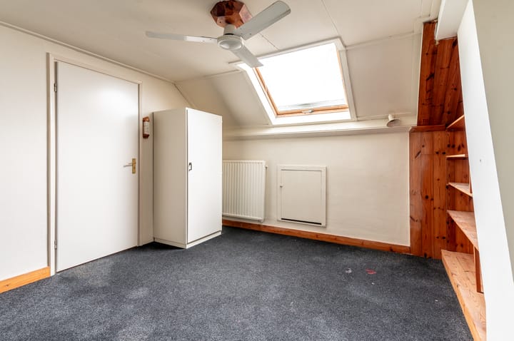 Foto 33 van Roland Holstlaan 7