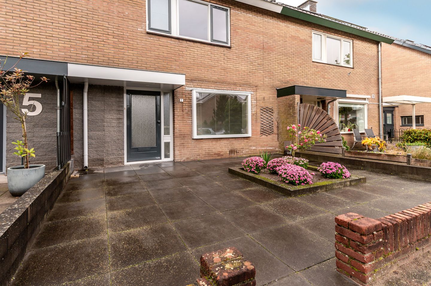 Foto 40 van Roland Holstlaan 7