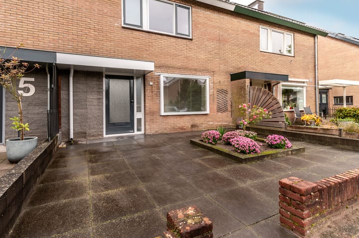 Foto 40 van Roland Holstlaan 7