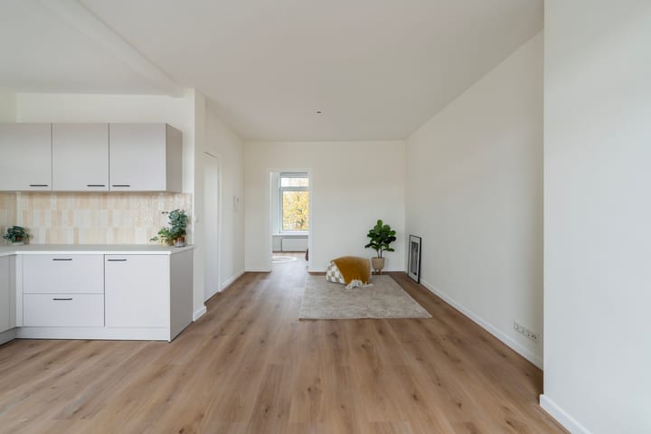 Photo 9 of Loosduinsekade 166-A