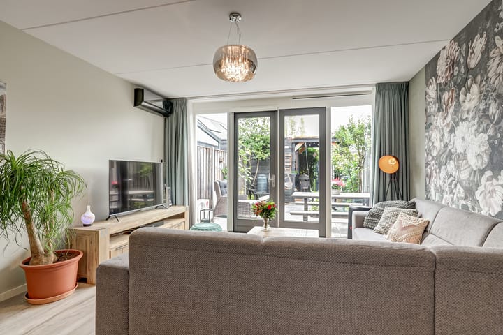 Photo 5 of Sint Marcusstraat 3