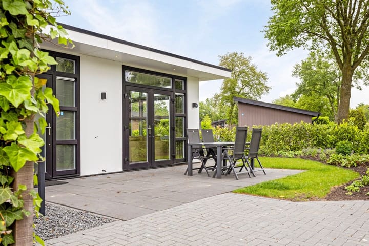 Photo 18 of Loverensestraat 11-RA4