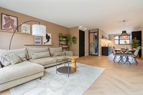 Zwarte Ring 164 secondary image