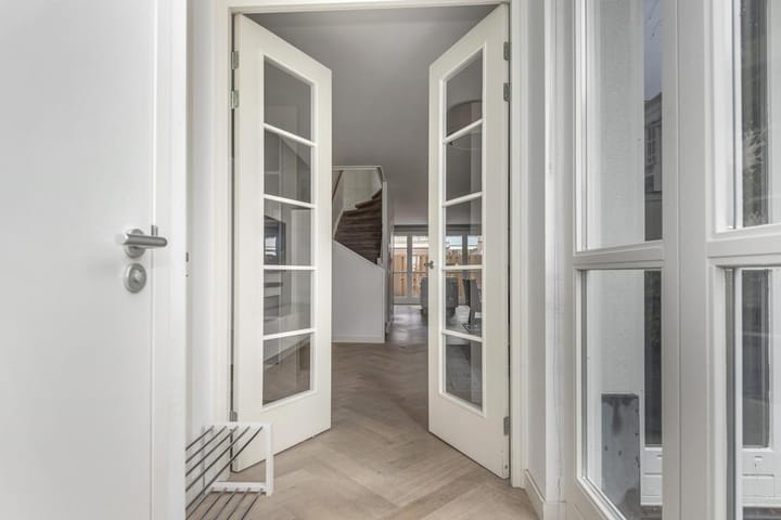 Photo 2 of Sumatrastraat 194-E