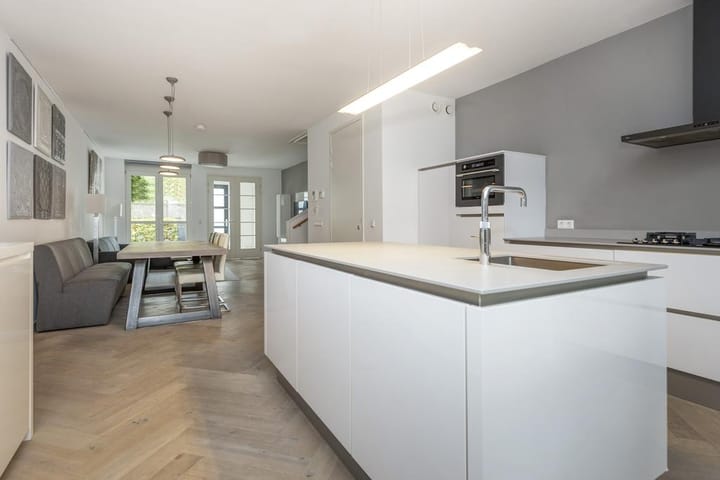 Photo 7 of Sumatrastraat 194-E