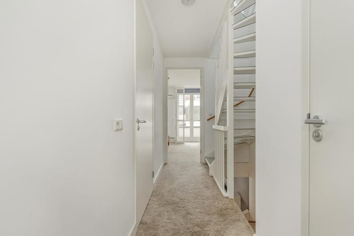 Photo 14 of Sumatrastraat 194-E