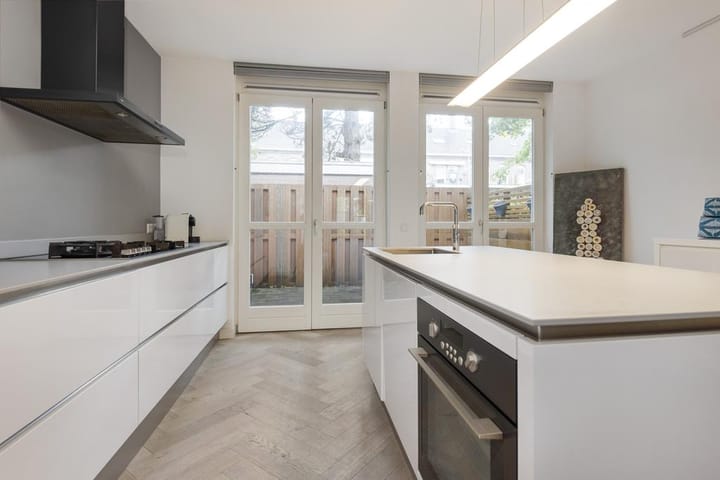 Photo 11 of Sumatrastraat 194-E