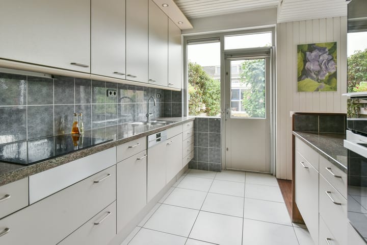 Foto 6 van Traviatastraat 47