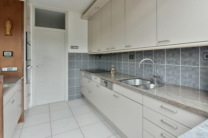 Foto 8 van Traviatastraat 47