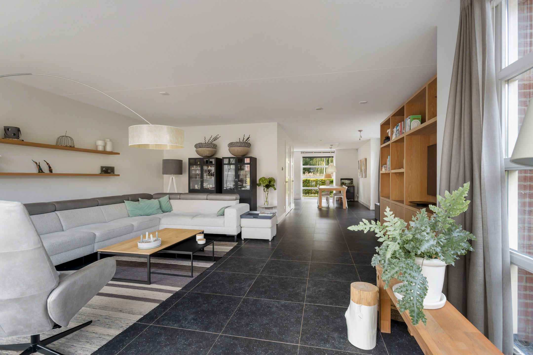 Foto 12 van Hoogveen 86