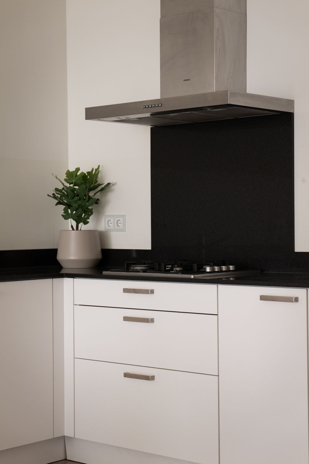 Photo 13 of Hammarbystraat 20