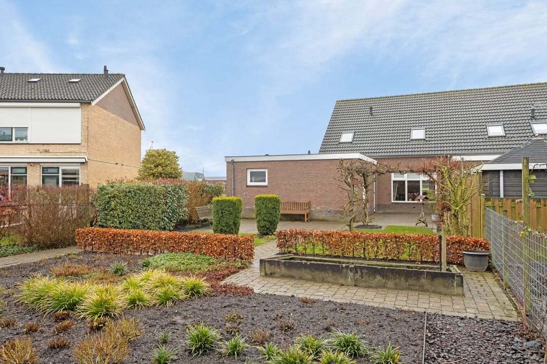 Foto 41 van Fruitstraat 42-A