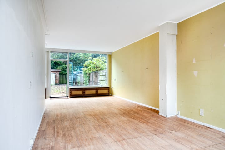 Photo 5 of De Morinel 402