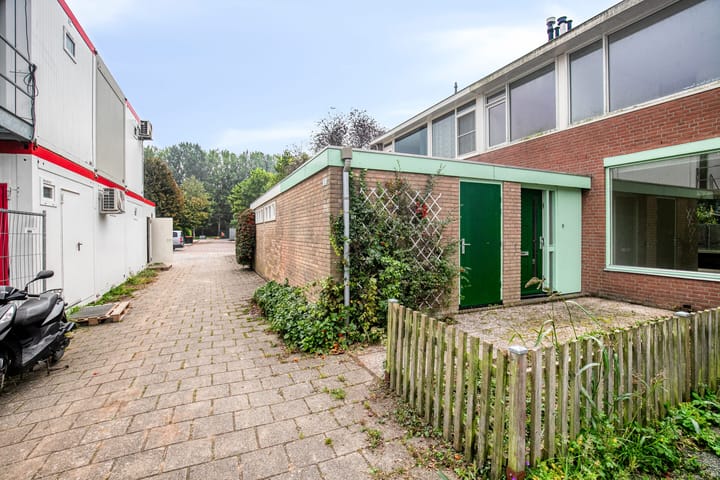 Photo 12 of De Morinel 402