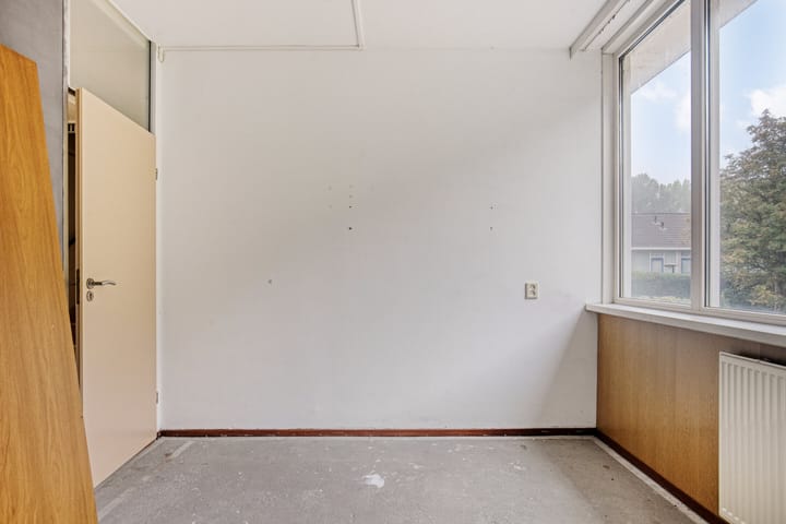 Photo 19 of De Morinel 402