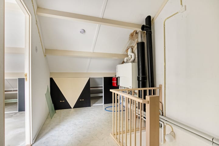 Photo 24 of De Morinel 402