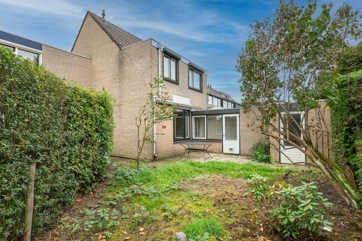 Photo 2 of Krijgsmansveld 349