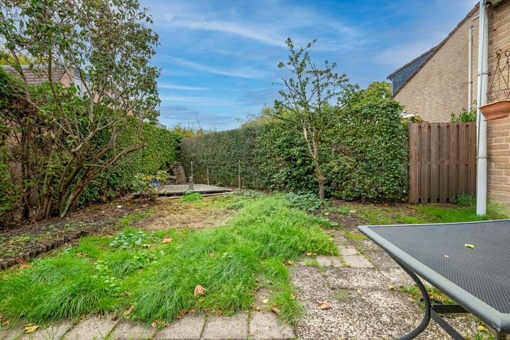 Photo 3 of Krijgsmansveld 349