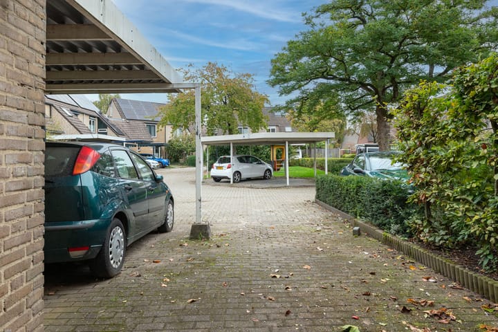 Photo 5 of Krijgsmansveld 349