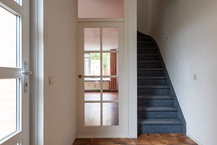 Photo 6 of Krijgsmansveld 349