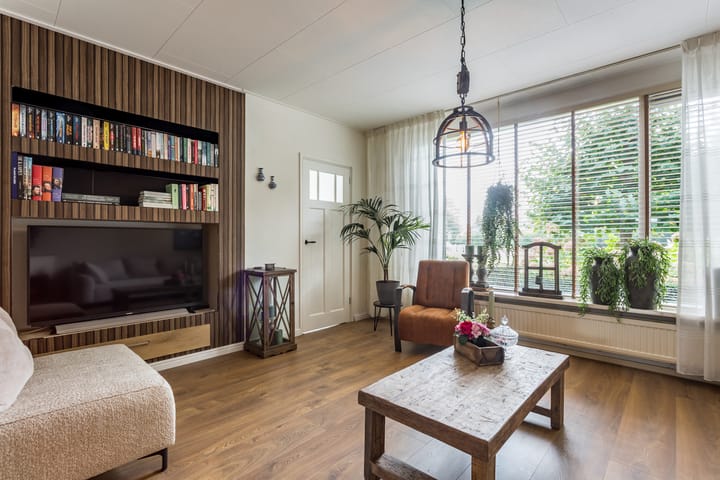 Foto 8 van Knibbelakker 62