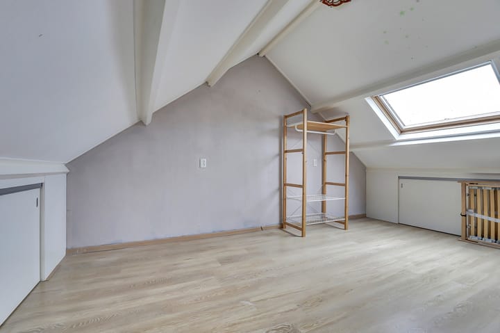 Photo 23 of Wilhelminastraat 30