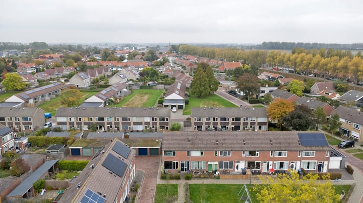 Photo 30 of Wilhelminastraat 30