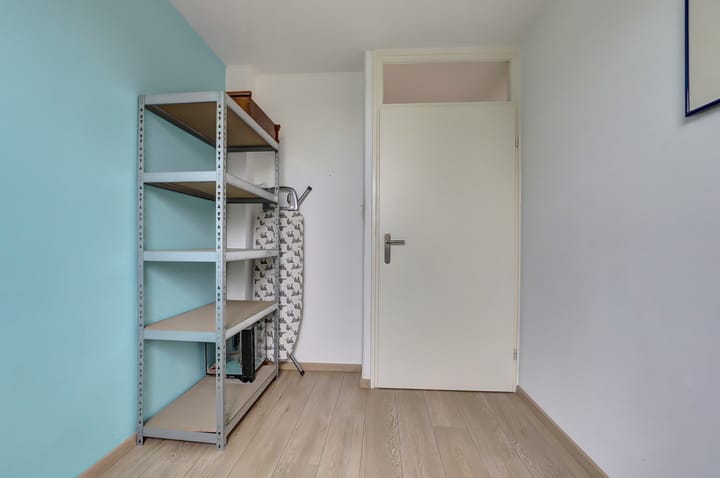 Photo 19 of Wilhelminastraat 30