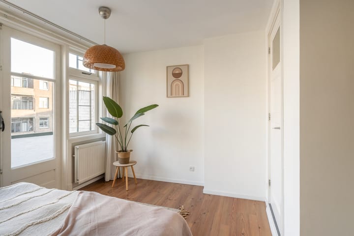 Foto 20 van Delfgaauwstraat 35-C