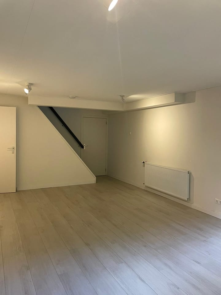 Foto 10 van Alexander Verhuellstraat 18-A