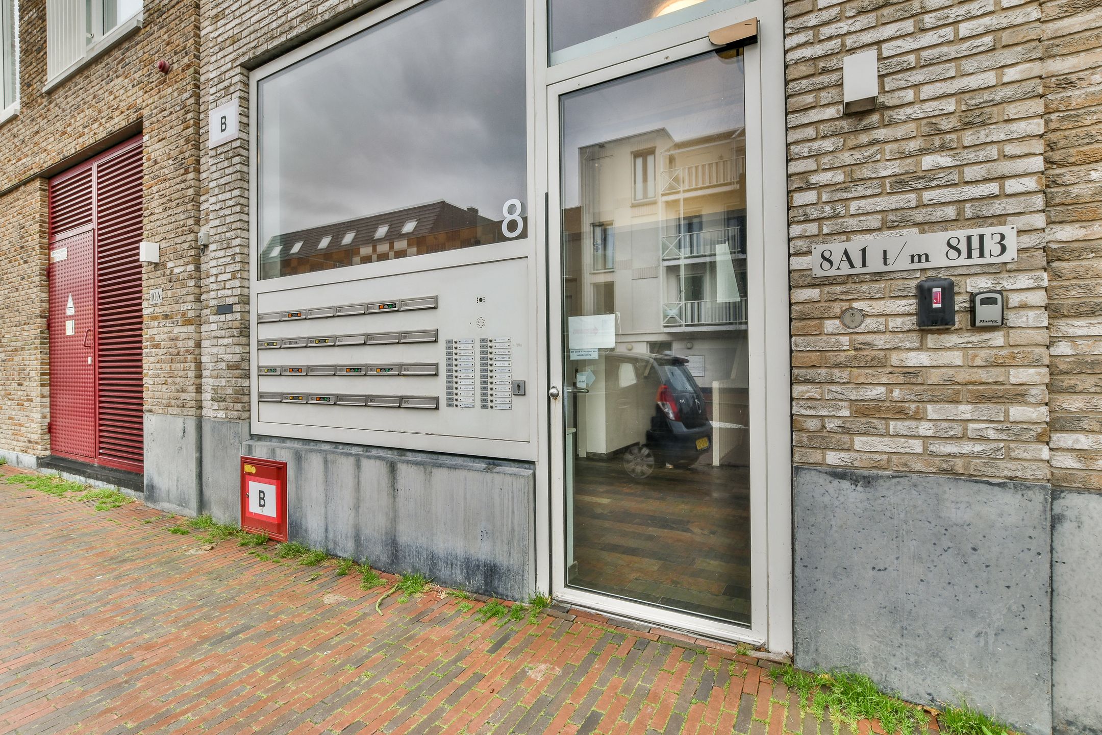 Photo 6 of Prinsesseweg 8-F1