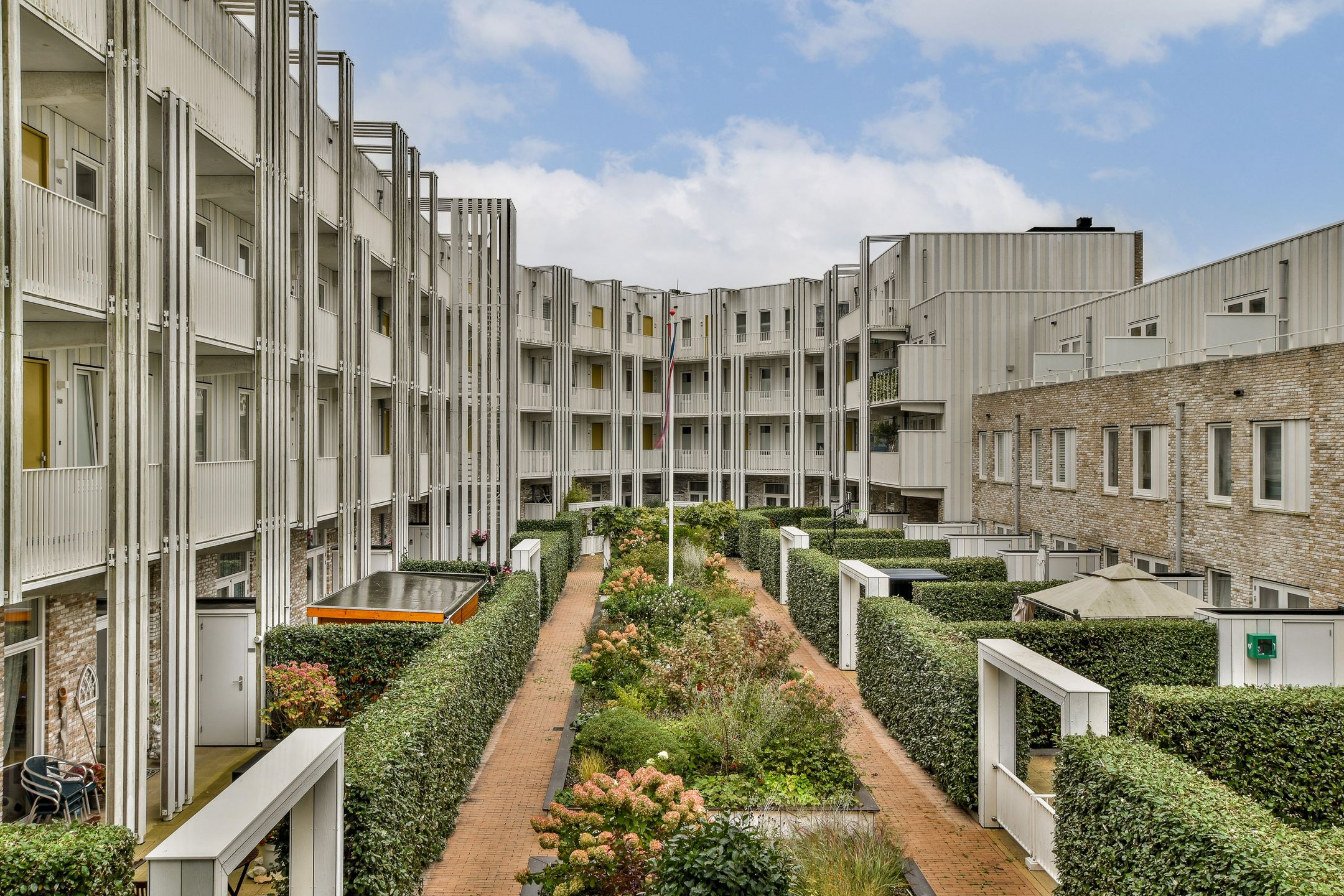 Photo 9 of Prinsesseweg 8-F1