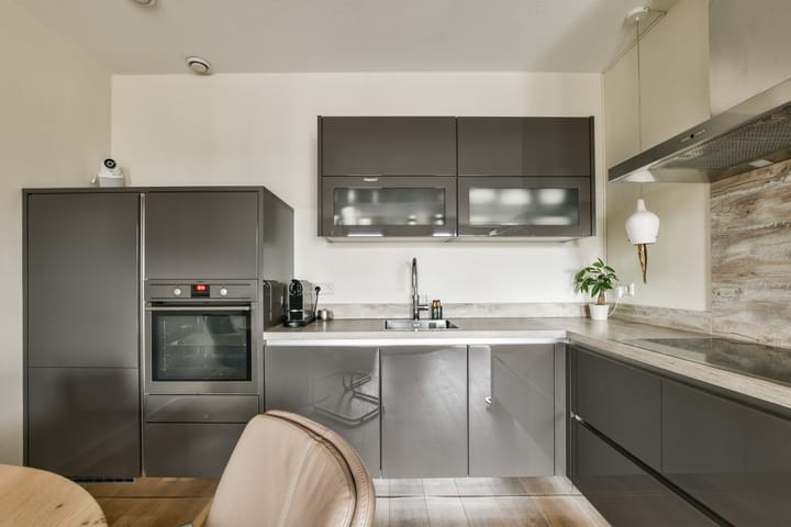 Photo 16 of Prinsesseweg 8-F1