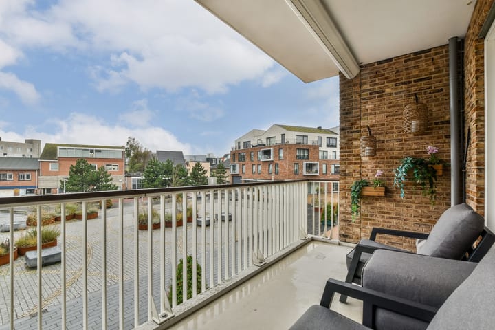 Photo 19 of Prinsesseweg 8-F1