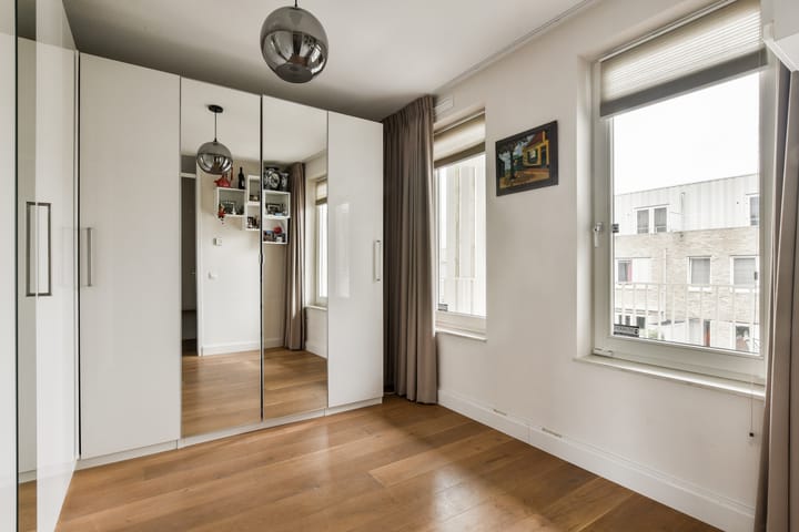 Photo 24 of Prinsesseweg 8-F1