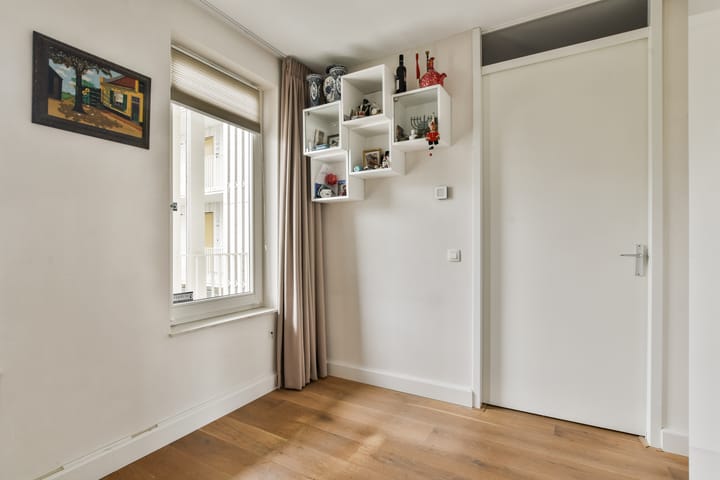 Photo 25 of Prinsesseweg 8-F1