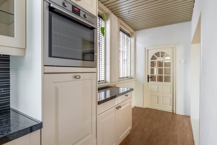 Foto 17 van IJsselmondselaan 220