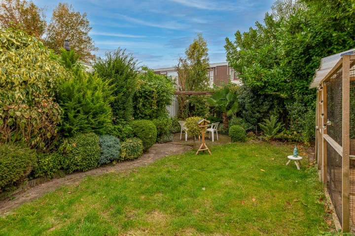 Foto 35 van IJsselmondselaan 220