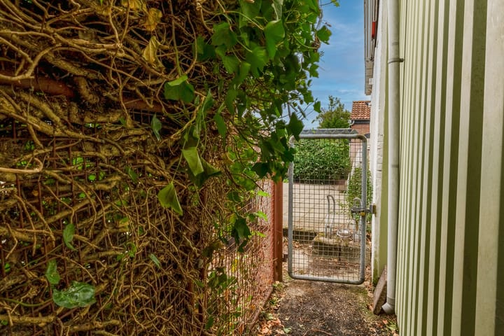 Foto 40 van IJsselmondselaan 220