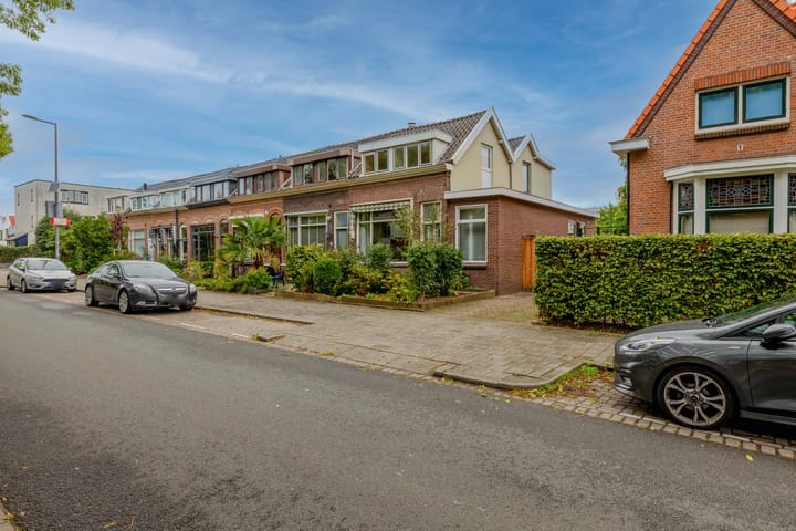 Foto 48 van IJsselmondselaan 220