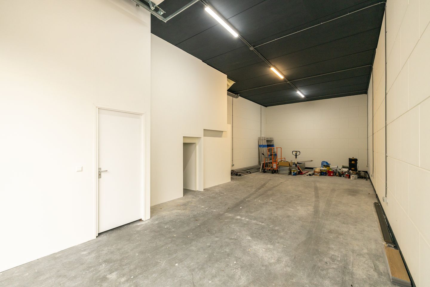 View photo 2 of Maasdijkseweg 120-K