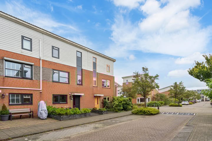 Foto 4 van Lisboa 69