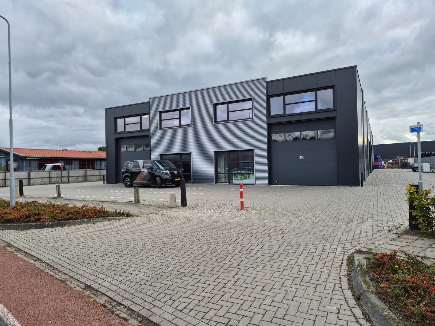 View photo 2 of Uiterwaardenstraat 5-P