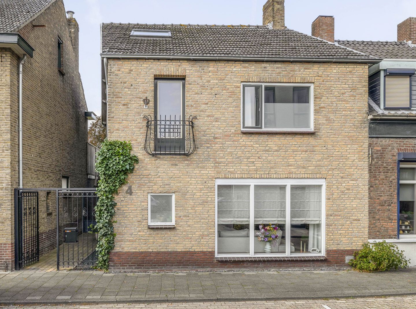 Photo 1 of Doctor van Beurdenstraat 4