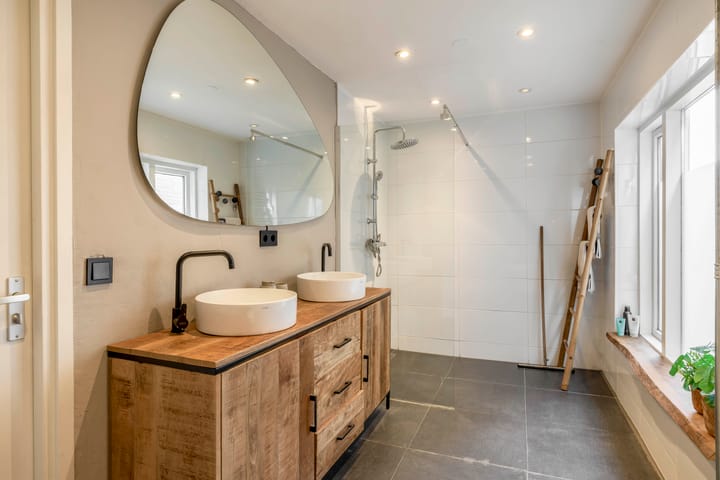 Photo 27 of Doctor van Beurdenstraat 4